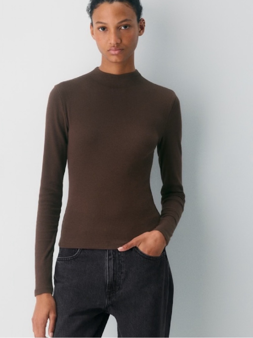 Aritzia Long Sleeve Tee — Dark Brown- Size XL